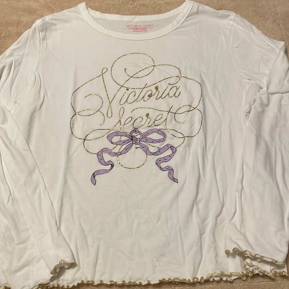 Victoria’s Secret Tee, XL